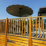 Дом отдыха Lakeland View *