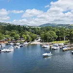 Lakeland View *